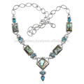 Abalone Shell et Blue Topaz Gemstone à la main 925 Collier en argent massif